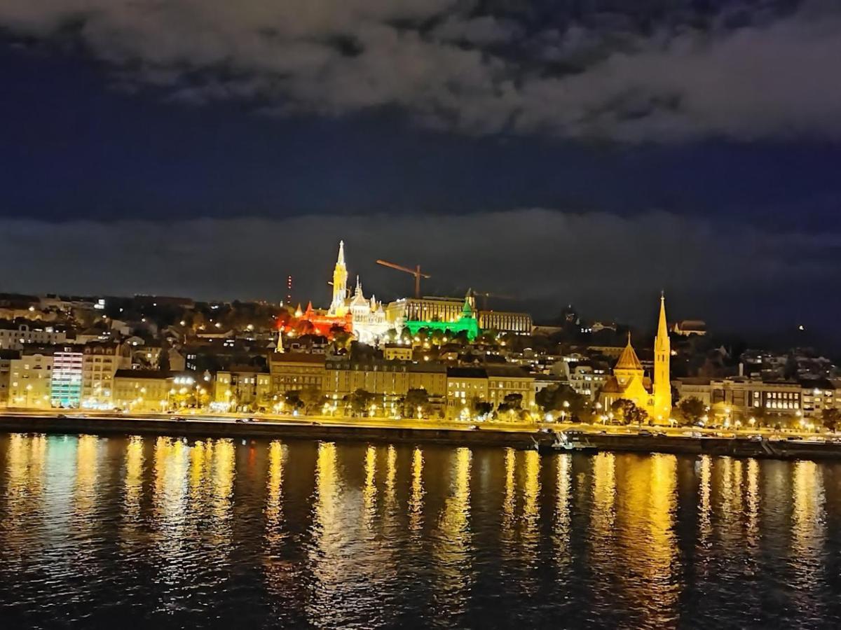 danu-duna Apartment Budapest Luaran gambar